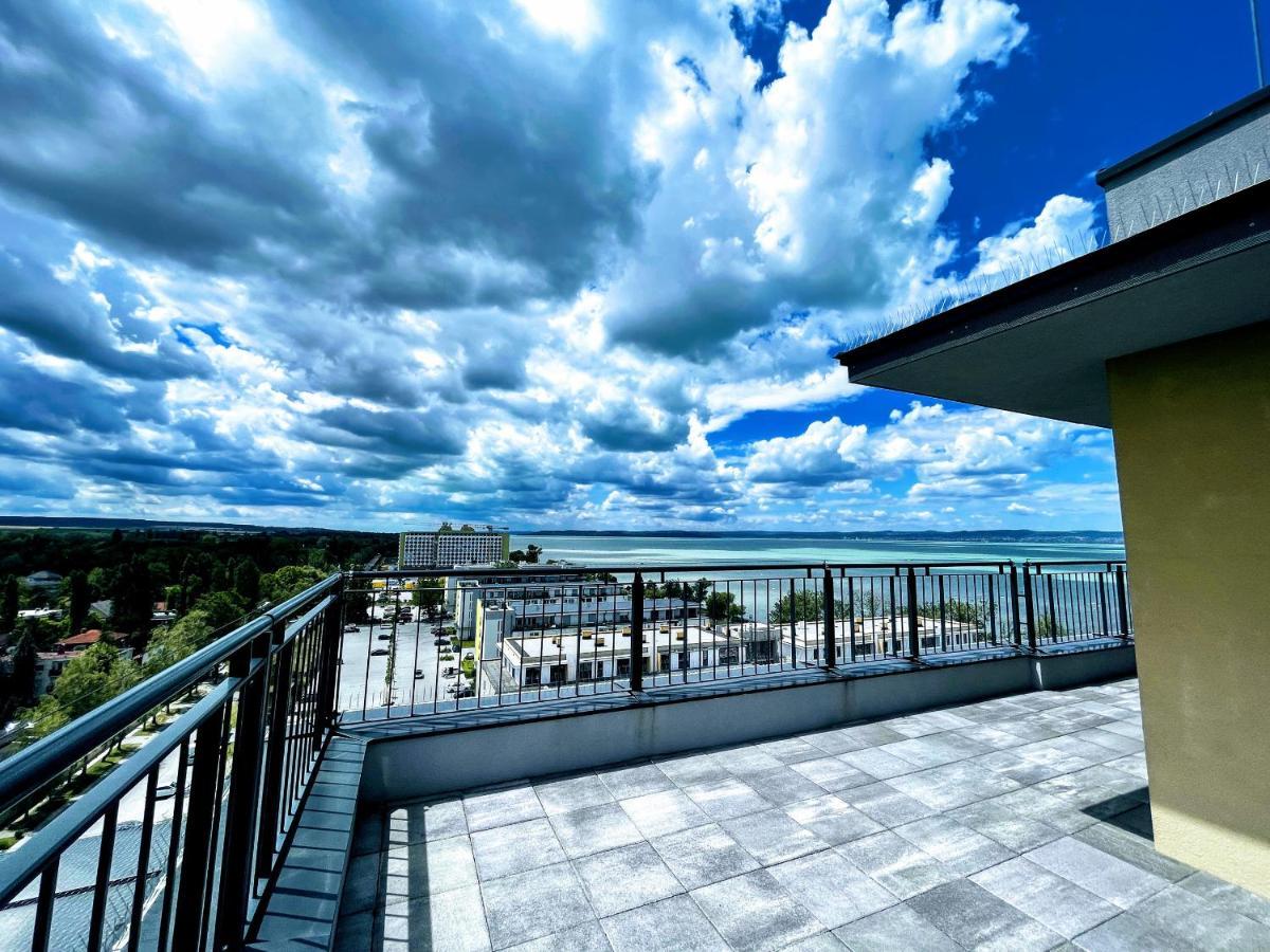 Ellby Apartman - Penthouse - Hostaid Siófok Exterior foto